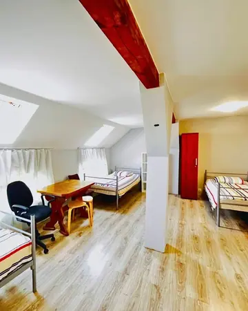 Житло ROOMPLACE — район ul. Szarych Szeregów, фото 11