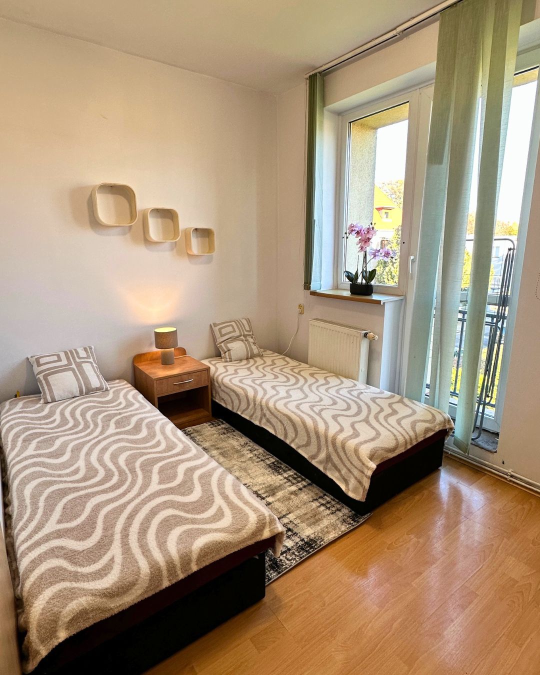 ul. Podróżnicza 26